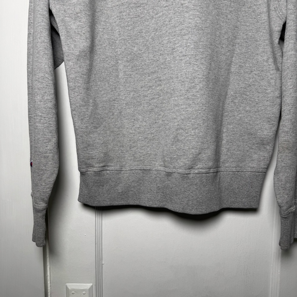 Champion Vintage Classic Gray Crewneck Sweatshirt Athleticwear Medium - Picture 8 of 11